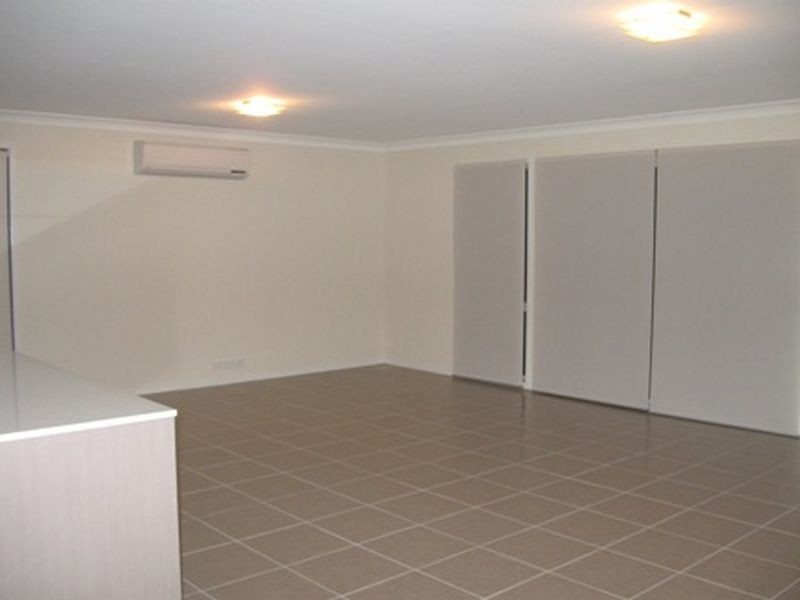 21 Doyle Street, Silkstone QLD 4304