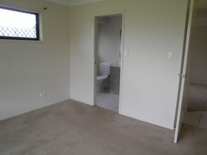 67 Banksia Drive, Raceview QLD 4305