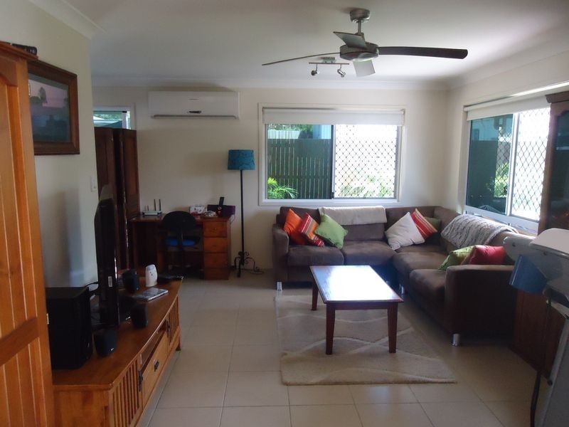 16 Kerton Street, Brassall QLD 4305