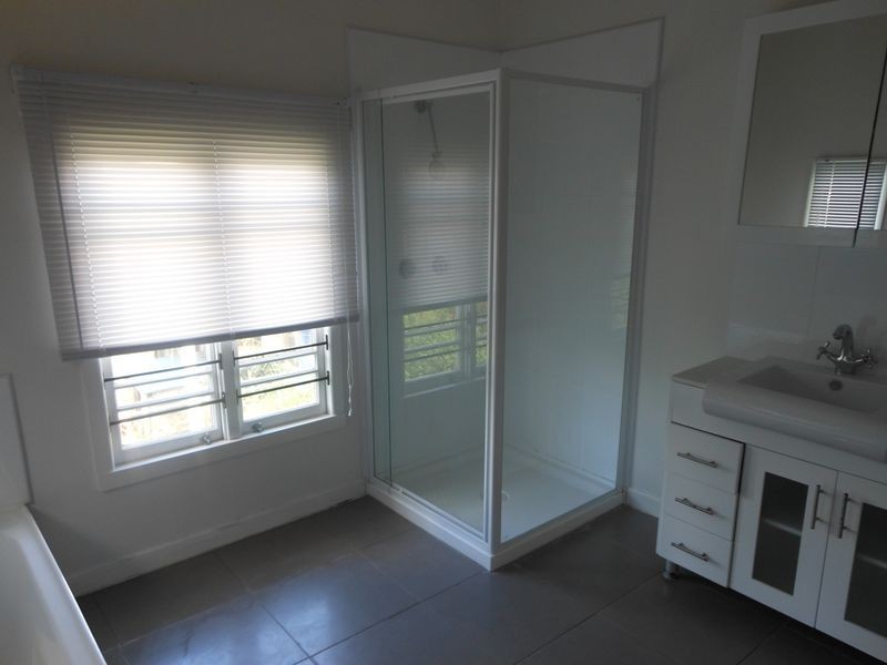 19 Chermside Rd, Eastern Heights QLD 4305