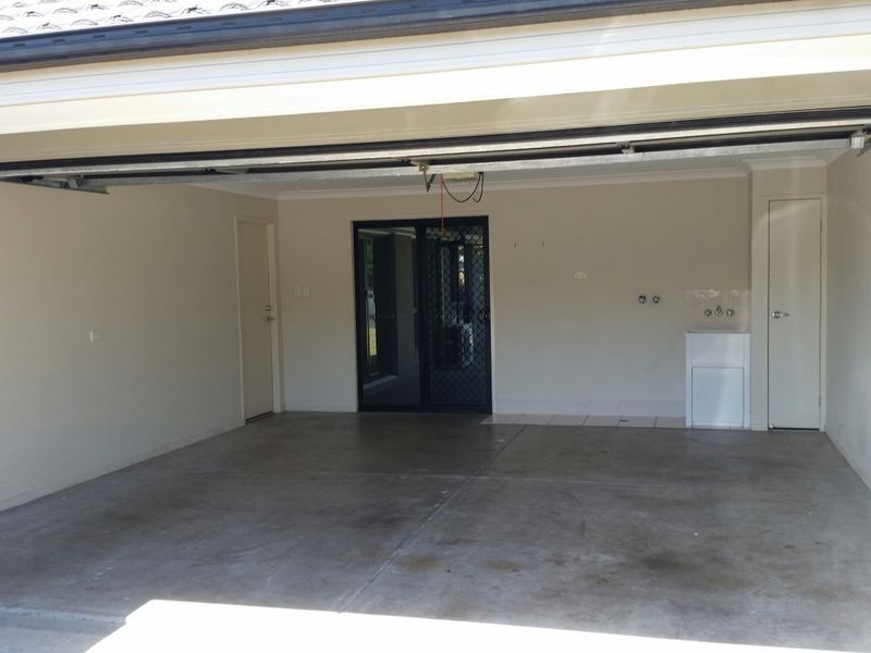 13 Bosswood Court, Yamanto QLD 4305