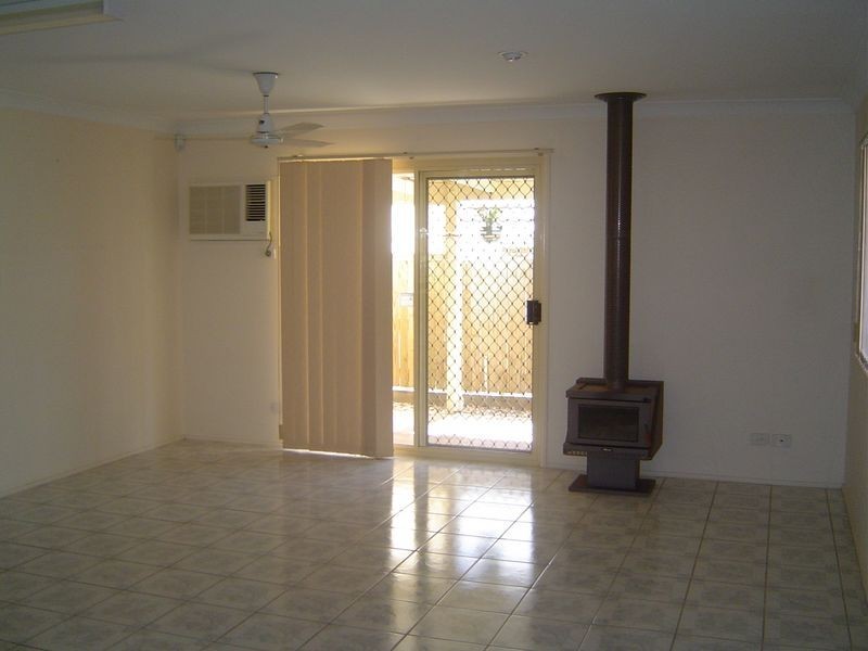 9 Jura Street, Brassall QLD 4305