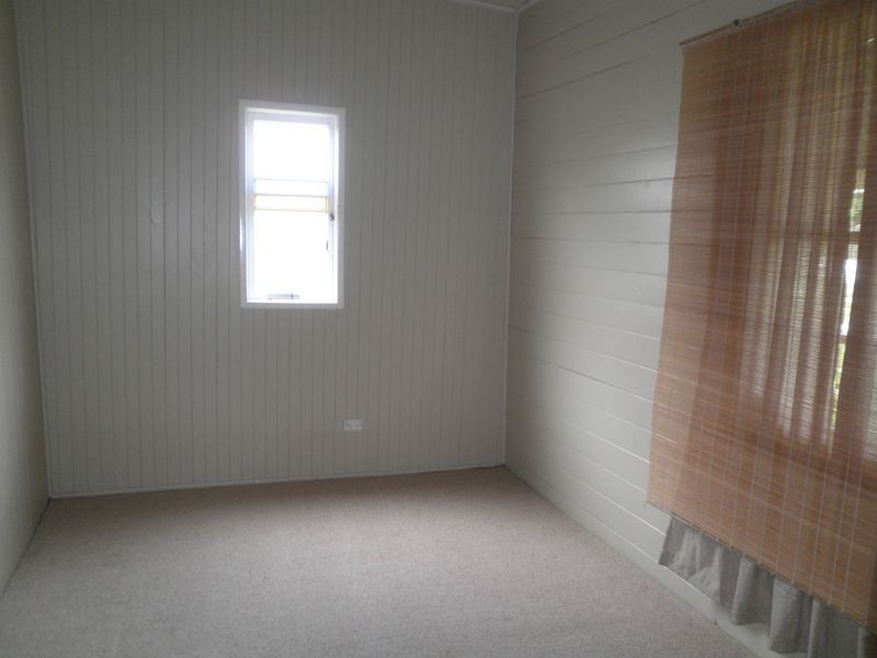 27 Marian Street, Booval QLD 4304