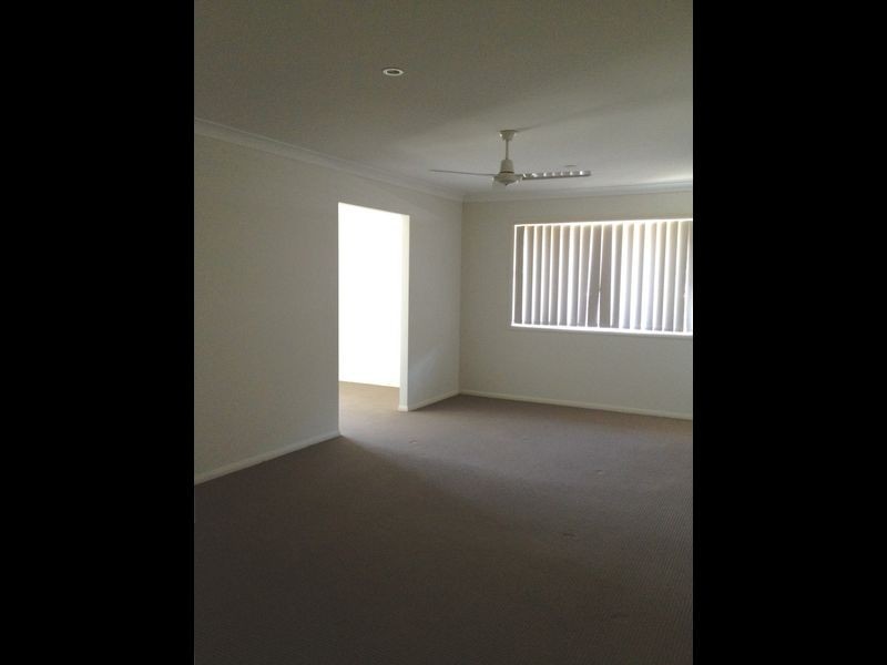 54 Tranquillity Circle, Brassall QLD 4305