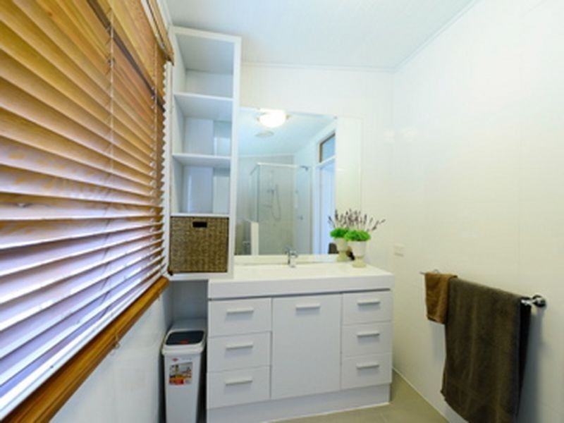 21A Grange Road, Newtown QLD 4305