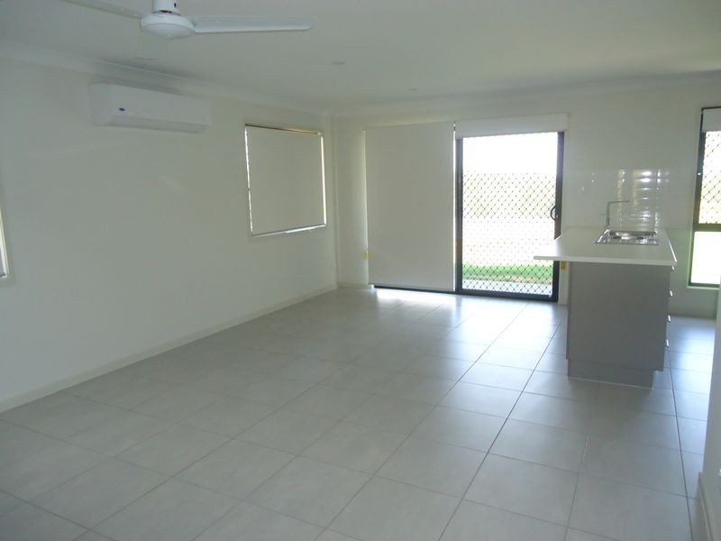 1/75 Brentwood Drive, Bundamba QLD 4304