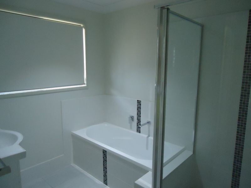 1/75 Brentwood Drive, Bundamba QLD 4304