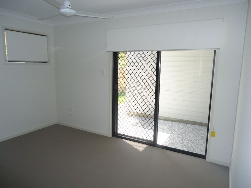 2/75 Brentwood Drive, Bundamba QLD 4304