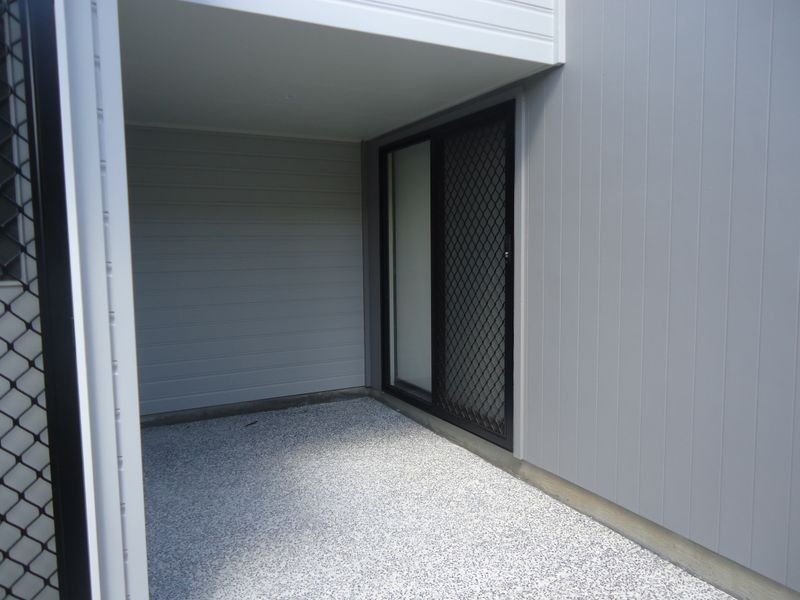 2/75 Brentwood Drive, Bundamba QLD 4304