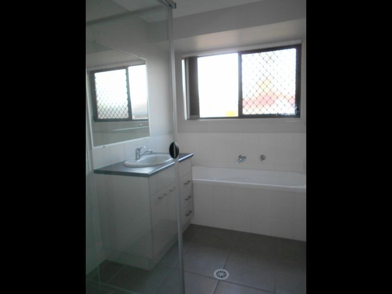 2 Drysdale Place, Brassall QLD 4305