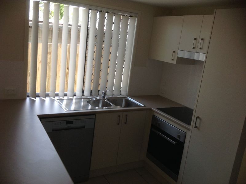3/4 Gibbs st, Churchill QLD 4305