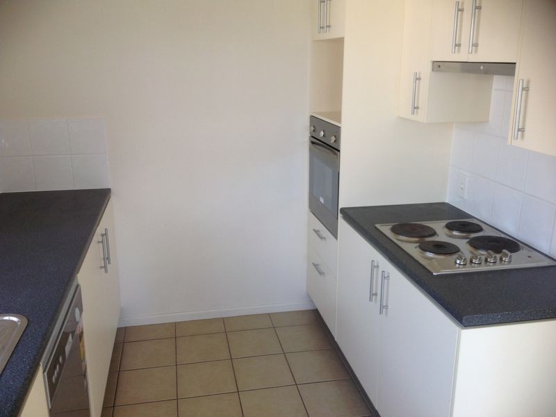 2/37 Jacaranda st, East Ipswich QLD 4305