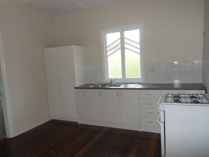 22 Clay Street, West Ipswich QLD 4305