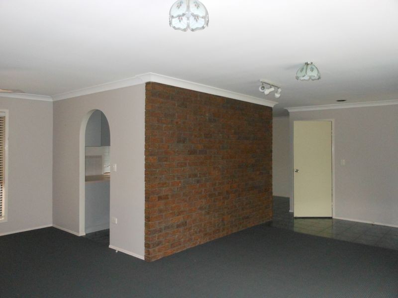 4 Pender Street, North Ipswich QLD 4305