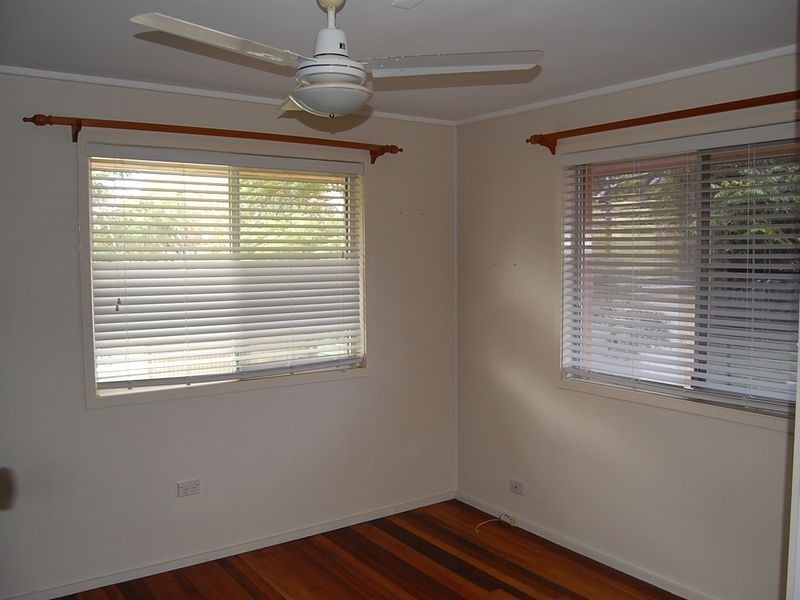 2 Peacock Street, One Mile QLD 4305