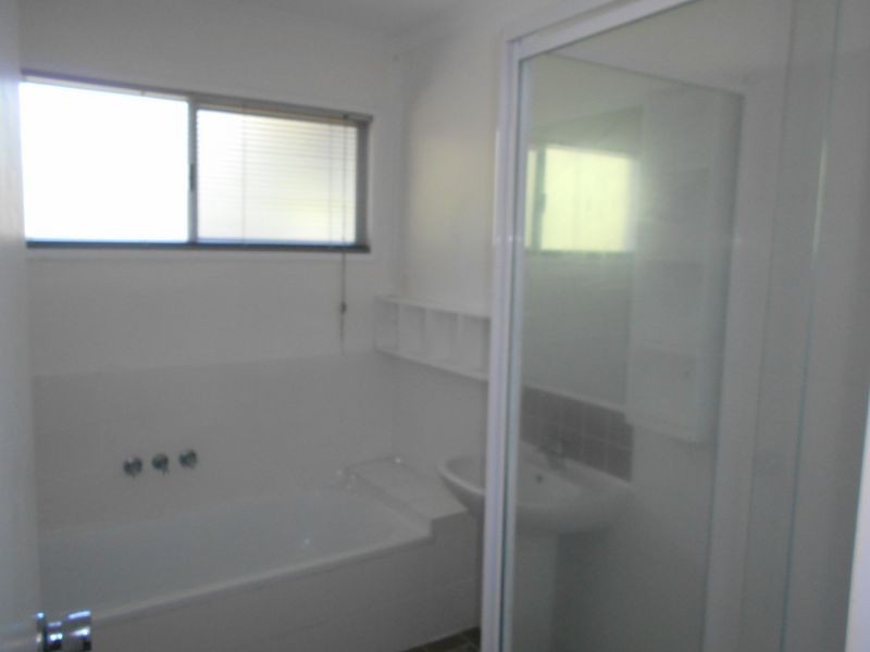 15 Belleglade Ave, Bundamba QLD 4304