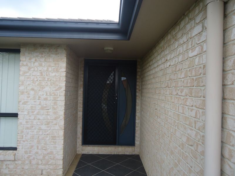 20 Banksia Drive, Raceview QLD 4305