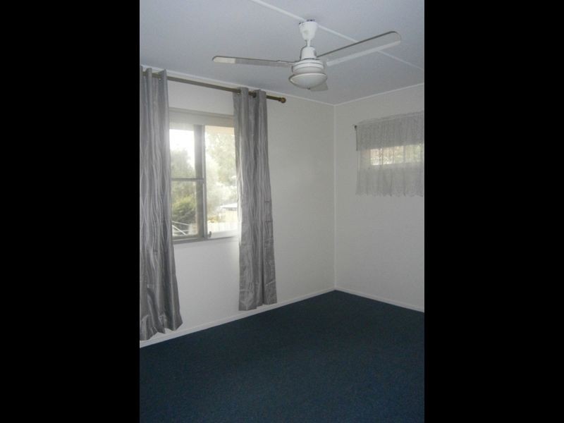 8 Odette Street, Leichhardt QLD 4305