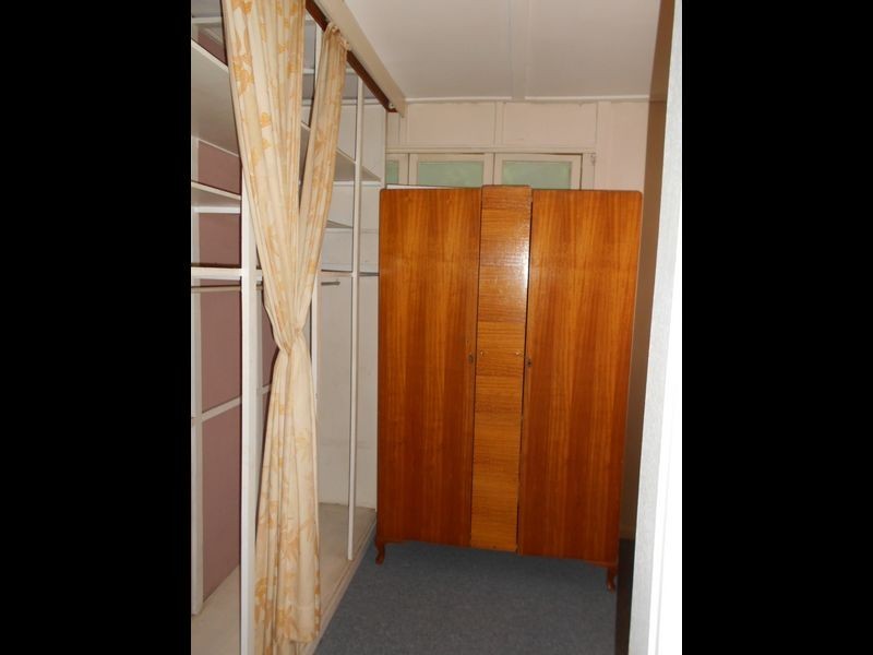 8 Cole Street, Booval QLD 4304