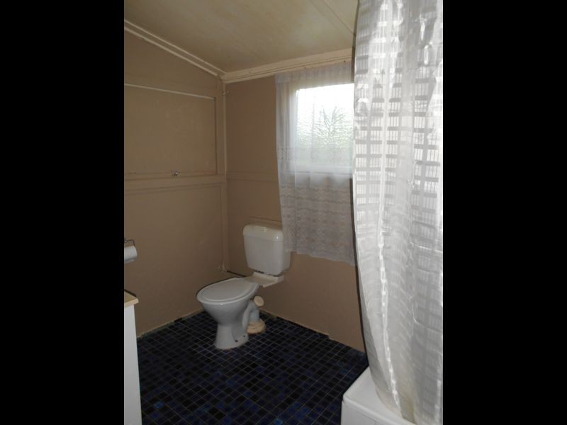 8 Cole Street, Booval QLD 4304