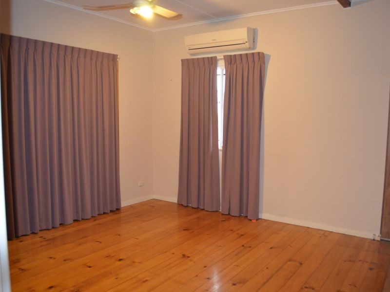 14 Cameron Street, Brassall QLD 4305