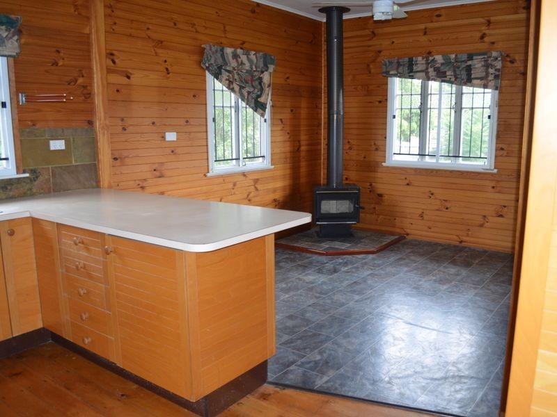 14 Cameron Street, Brassall QLD 4305