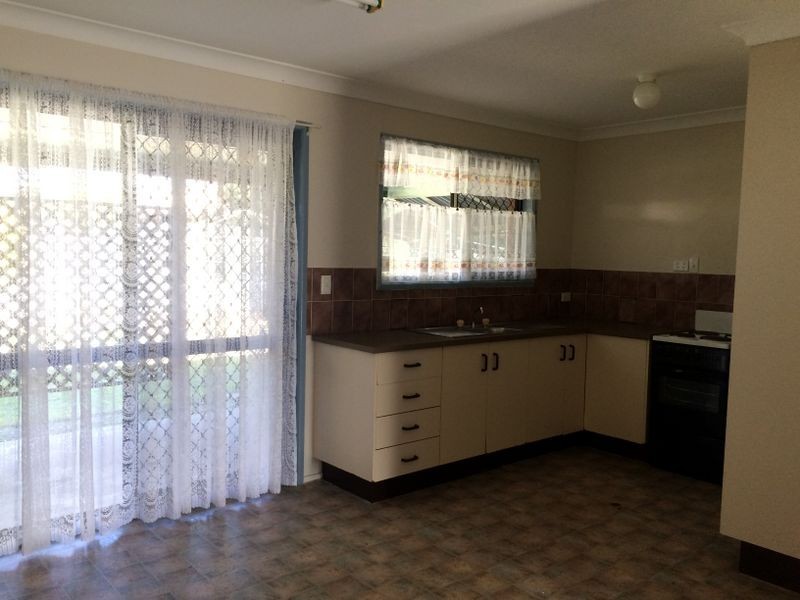 66 Collins Street, Brassall QLD 4305