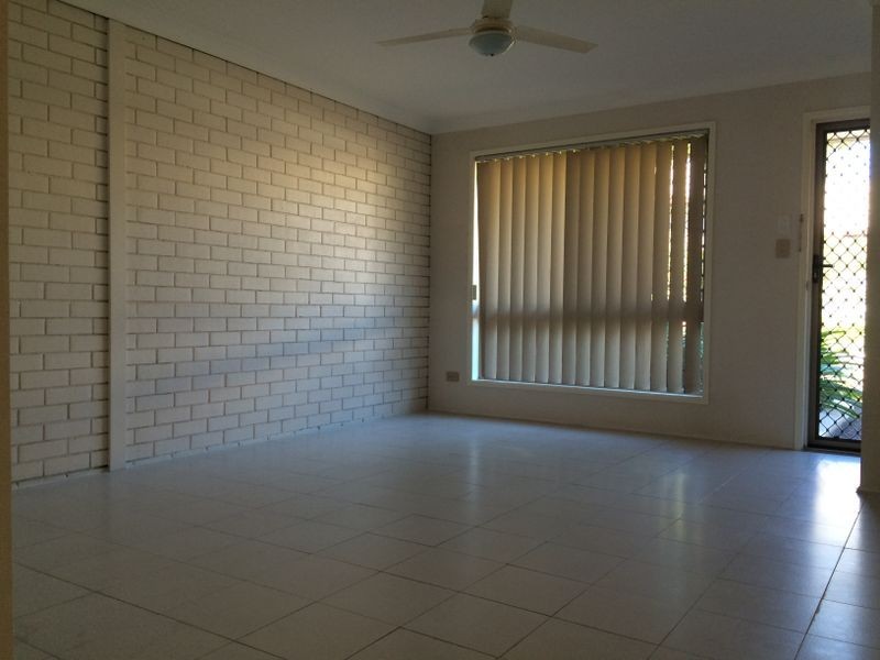 11/228-230 Redbank Plains Road, Bellbird Park QLD 4300