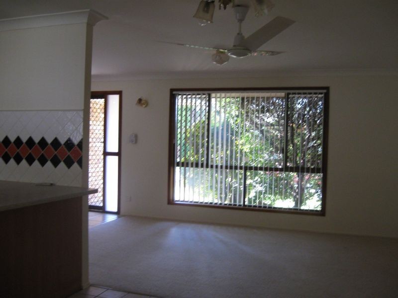 5 Loveanius Street, Silkstone QLD 4304