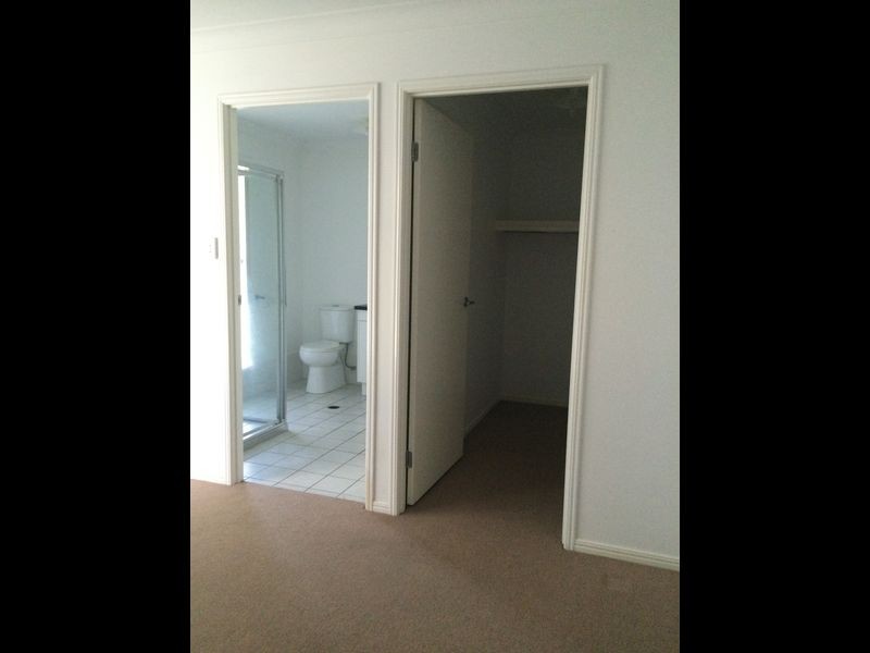 20 Tranquillity Circle, Brassall QLD 4305