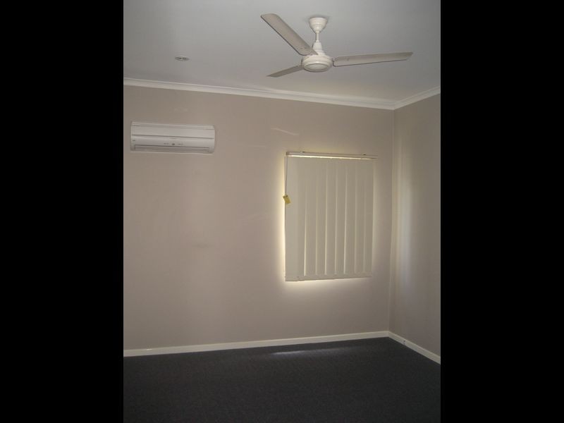 26 Vineyard Street, One Mile QLD 4305