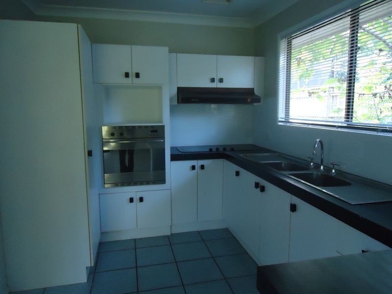 11 Ferrier Street, Tivoli QLD 4305