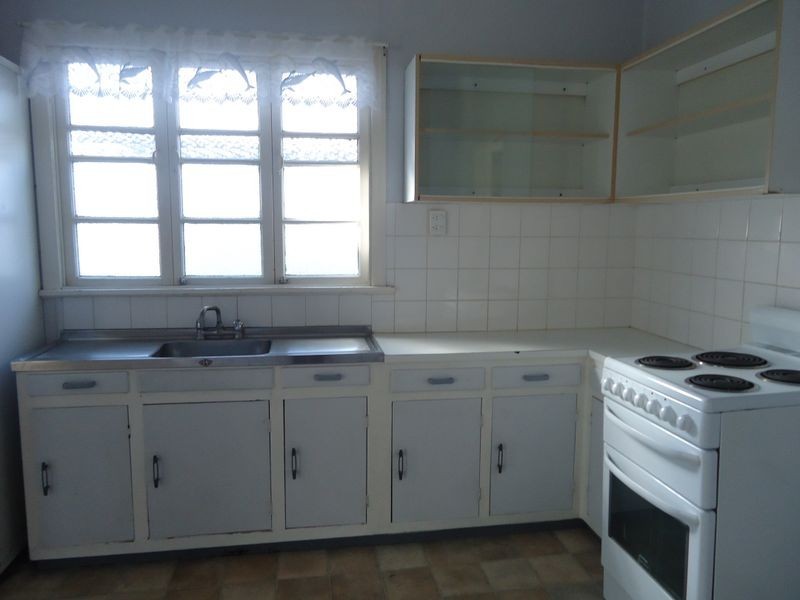 202 Glebe Rd, Booval QLD 4304