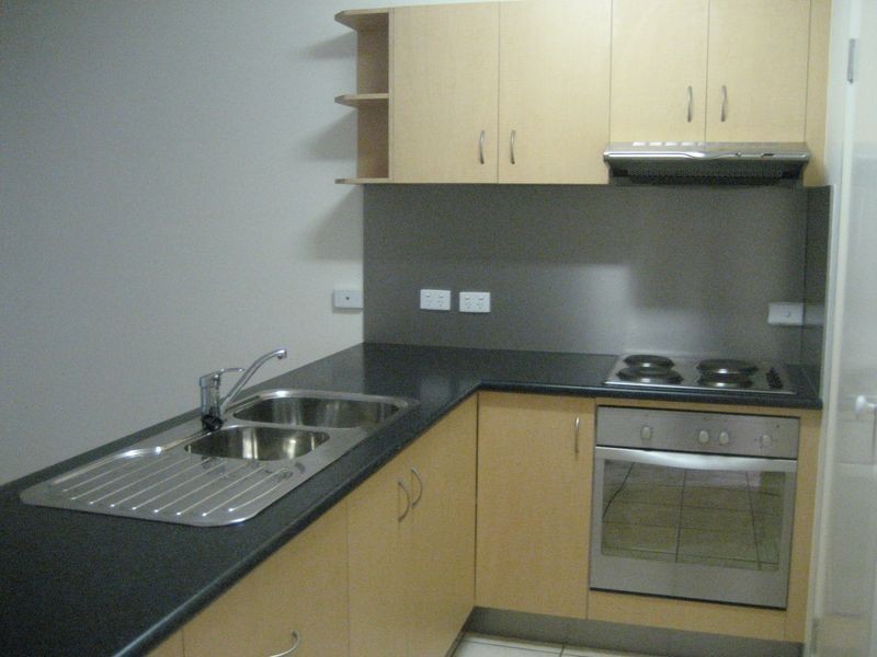 3/19 Bergin Street, Booval QLD 4304