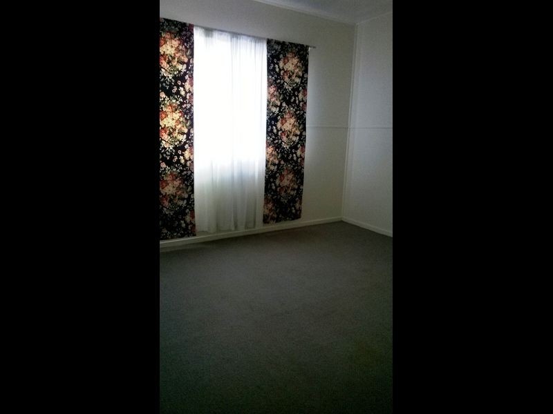 2 Perry Street, Churchill QLD 4305