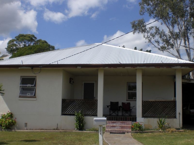 14 Phillip Street, One Mile QLD 4305