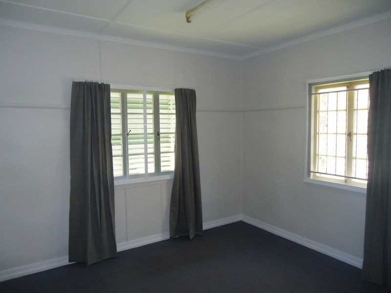 6 Glossop Street, Brassall QLD 4305