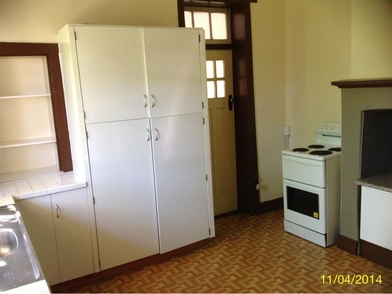 1/5 Coolibah st, Silkstone QLD 4304