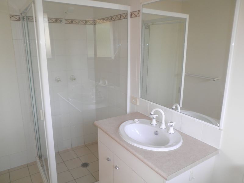 5 Tulipwood Close, Brassall QLD 4305