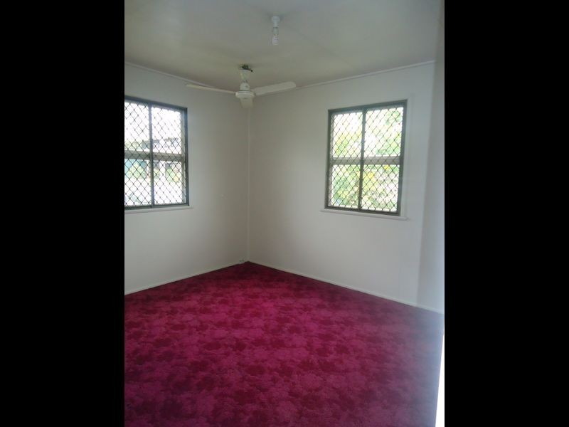 16 River Rd, Bundamba QLD 4304