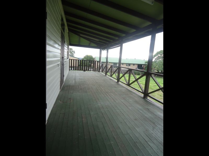 16 River Rd, Bundamba QLD 4304