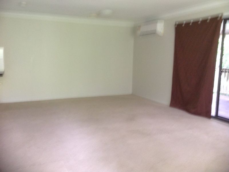 11 Ferrier Street, Tivoli QLD 4305