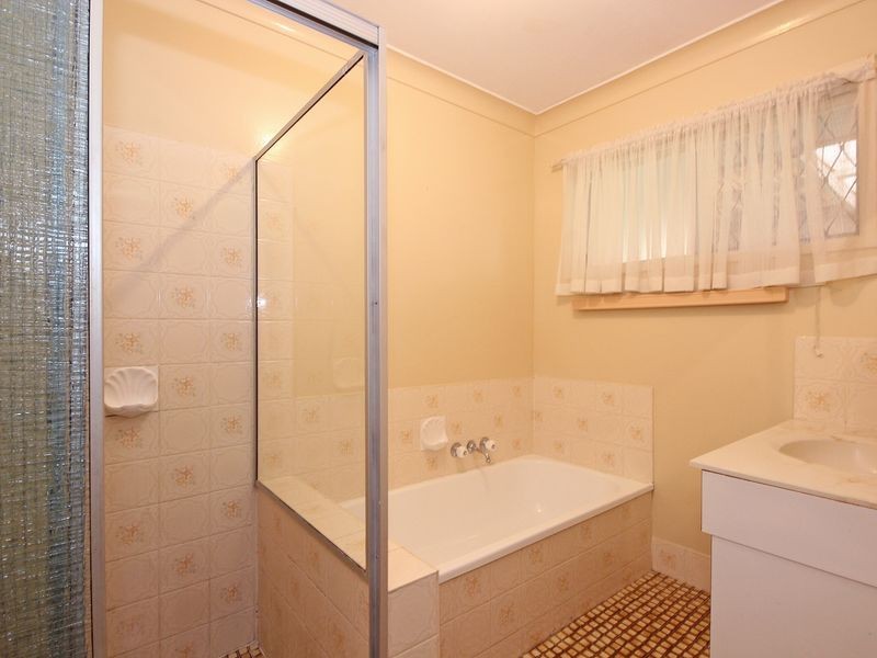 105 Vogel Road, Brassall QLD 4305