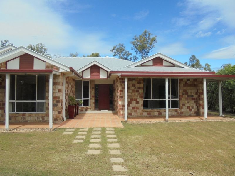 286 Eastfield Court, Deebing Heights QLD 4306