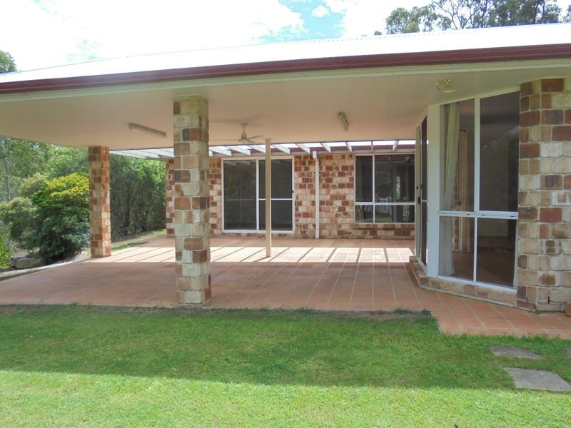 286 Eastfield Court, Deebing Heights QLD 4306