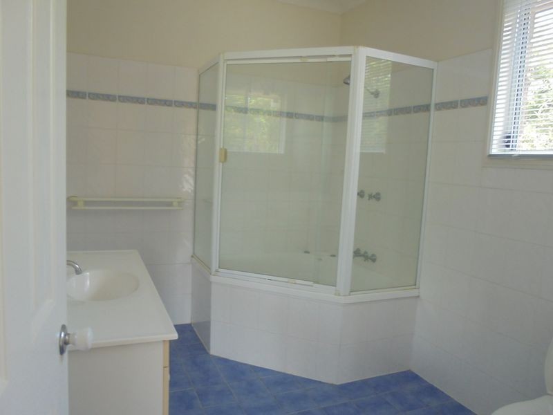 286 Eastfield Court, Deebing Heights QLD 4306