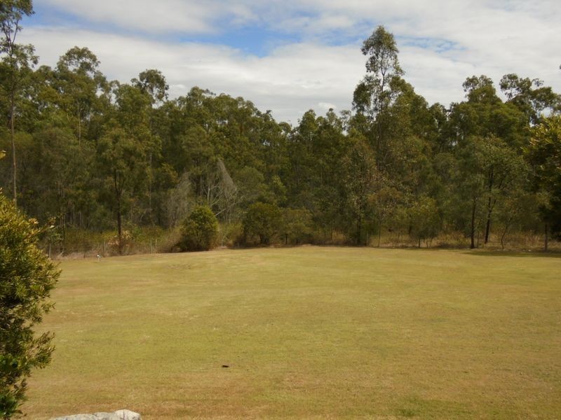 286 Eastfield Court, Deebing Heights QLD 4306