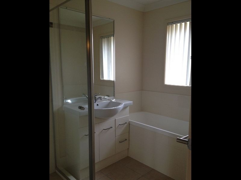 85 Grace Street, Wulkuraka QLD 4305