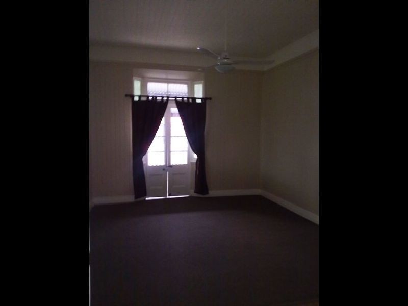 4 Scott Street, Goodna QLD 4300