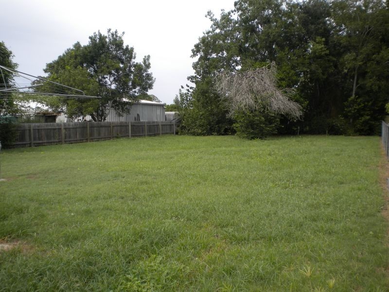 3 Shine Street, One Mile QLD 4305